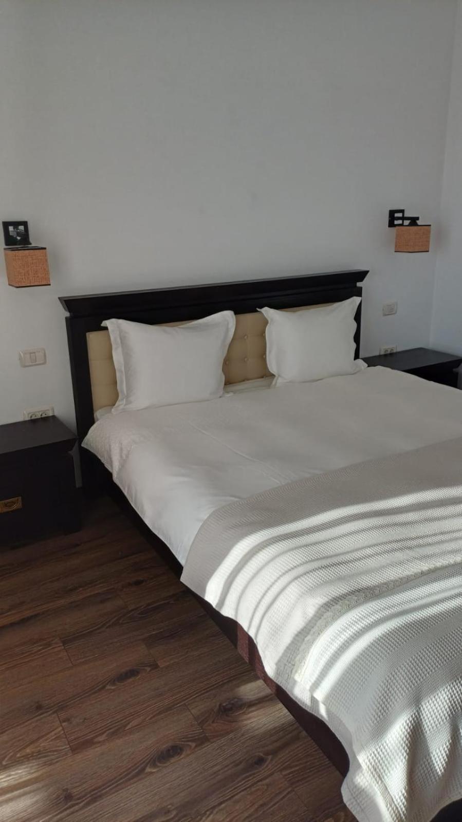 Dragomirna Sunset Hotel Mitocu Dragomirnei ภายนอก รูปภาพ