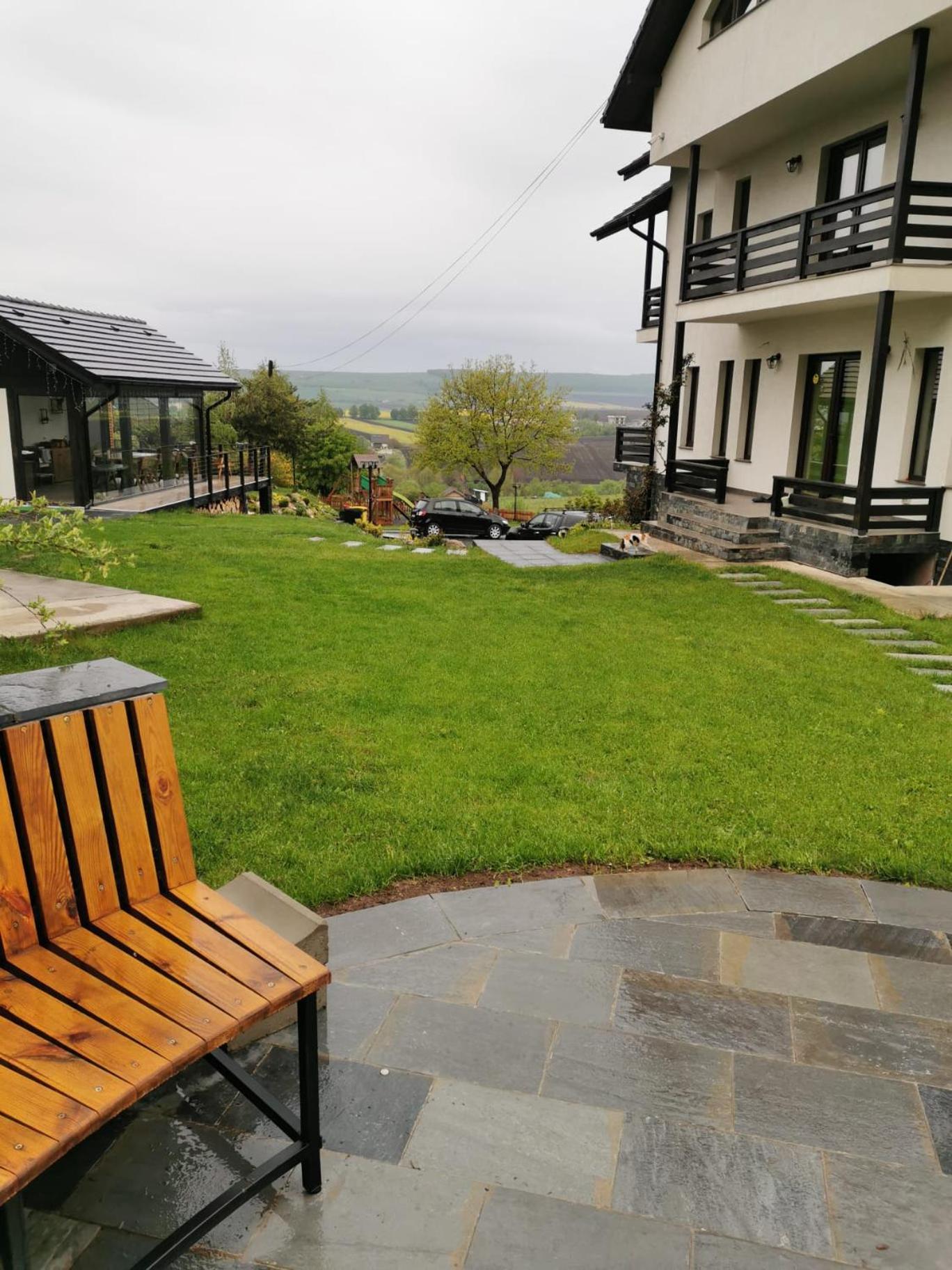 Dragomirna Sunset Hotel Mitocu Dragomirnei ภายนอก รูปภาพ